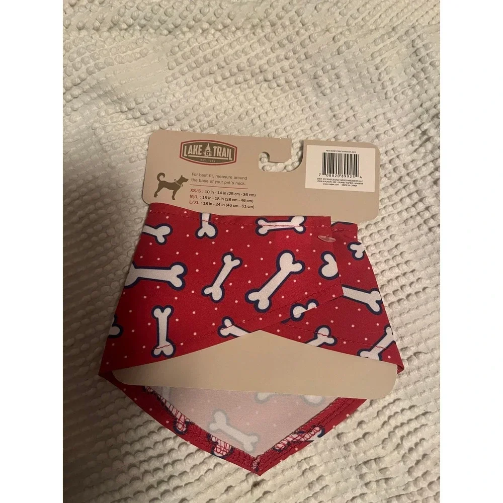 Dog‎ bandana